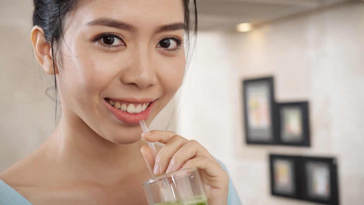 2026 Whitepaper: China Is Turning Supplements Into Everyday Snacks cover
